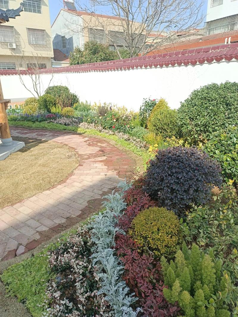 園林綠化工程施工全解析 從現(xiàn)場(chǎng)到景觀的匠心營(yíng)造